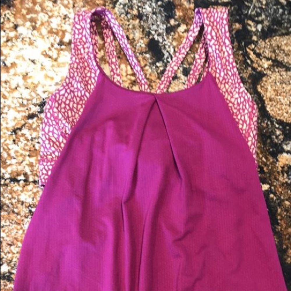 Lululemon nouveau limits tank